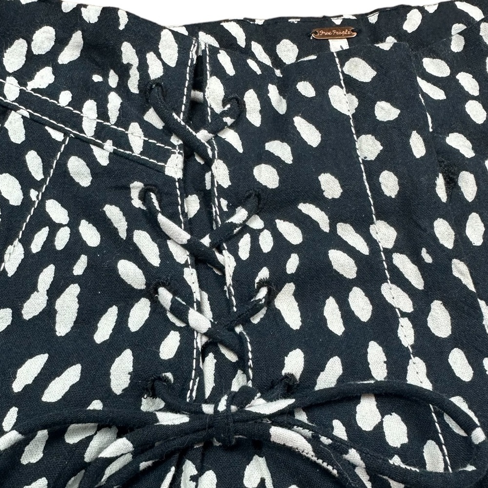 FREE PEOPLE: Lace -Up Bennett Polka Dot Shorts -Size 0 - Picture 4 of 13